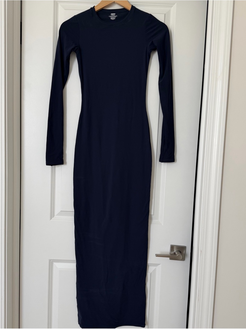 skims fits everybody navy blue long sleeve fitted maxi dress